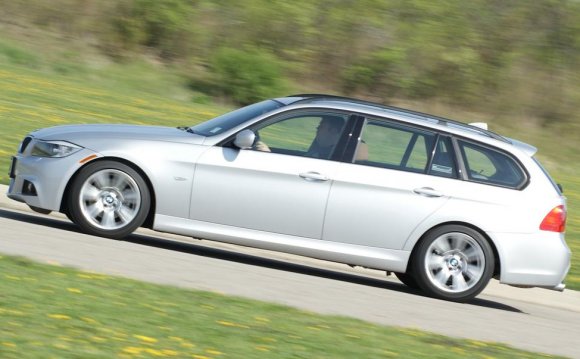 2010 BMW 328i Sports Wagon