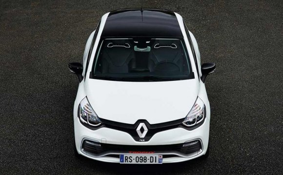 2016 Renault Clio RS 220 EDC