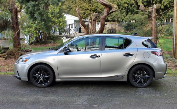 Test Drive: 2016 Lexus CT 200h