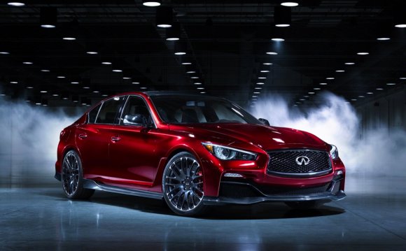 Infiniti Q50 Eau Rouge Photo