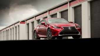 2015 Lexus RC350 in red